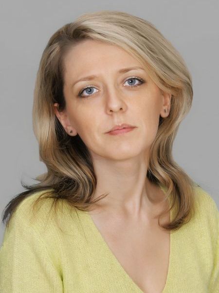 Соленкова Наталья Николаевна, учитель географии муниципального общеобразовательного учреждения «Средняя общеобразовательная школа №33» Соленкова Наталья Николаевна, учитель географии муниципального общеобразовательного учреждения «Средняя общеобразовательная школа №33»